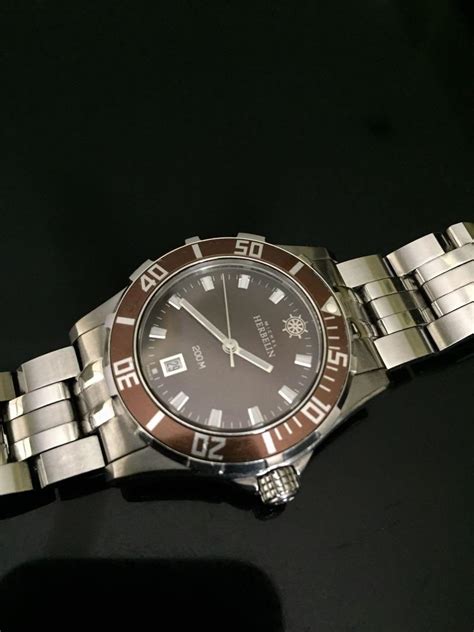 tag heuer newport ri